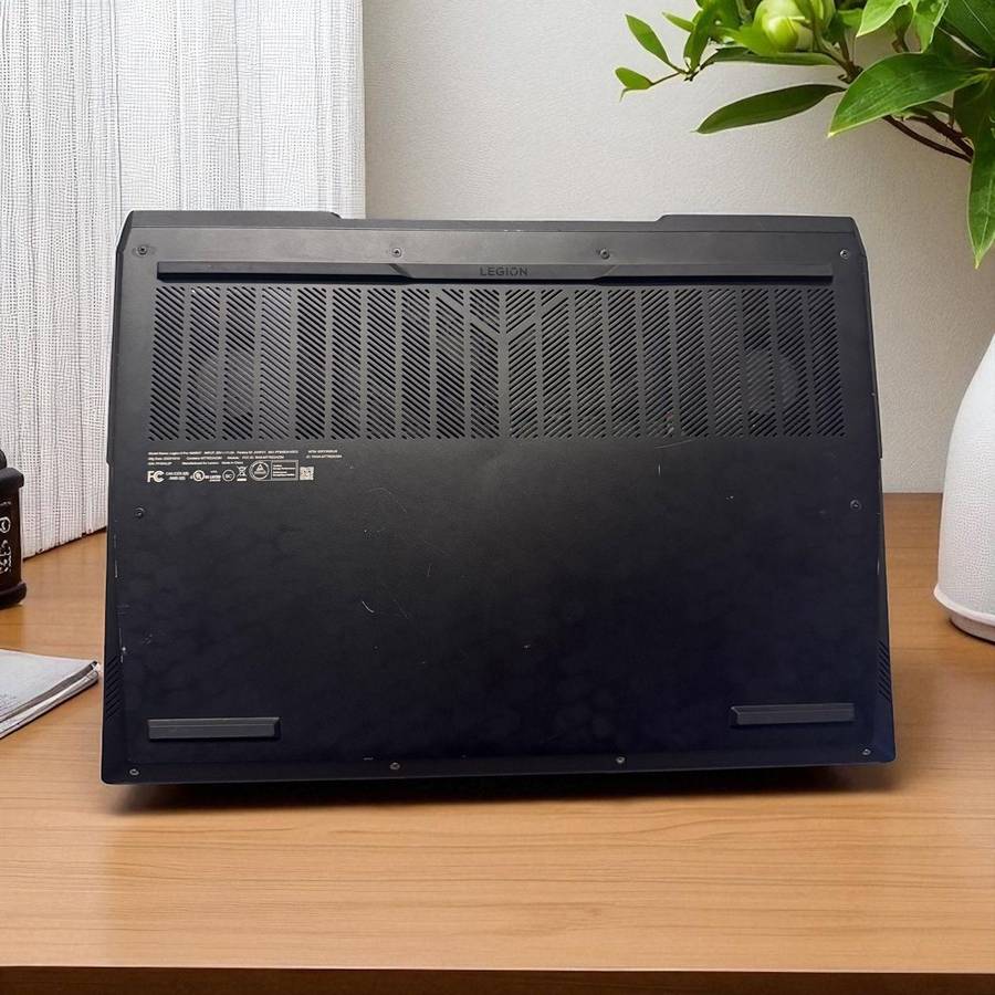 Lenovo Legion 5 Pro 16ARH7H 16" WQXGA 165Hz Gaming Laptop, AMD Ryzen 7