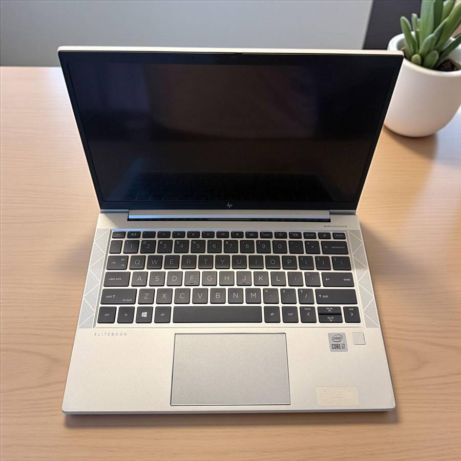 HP EliteBook 830 G7 Touchscreen Core i7 10th gen  13.3" FHD 16 gb ram 512gb ssd  Backlit Keyboard