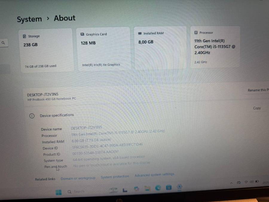 HP ProBook 450 G8 15.6" Notebook - 11th Gen Intel Core i5-1135G7, 256GB SSD 8GB RAM Xe Graphics