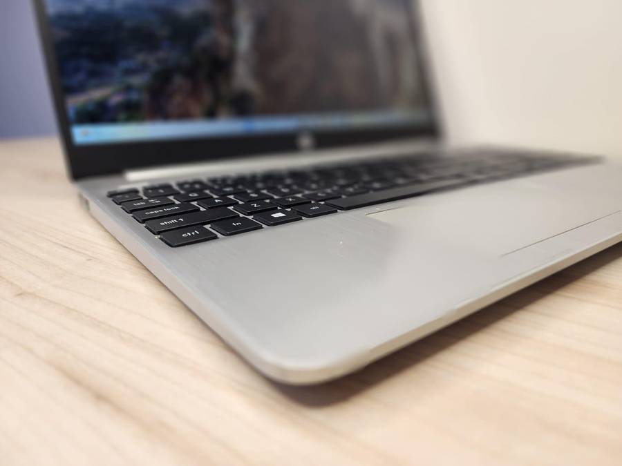 Hp 15s-fq5xx 11th Gen  Core  i5  8gb ram  256gbssd  15.6