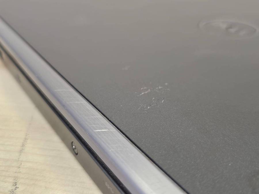 Dell Latitude E7270 lte i5 8th gen 8gb ram 256gb ssd