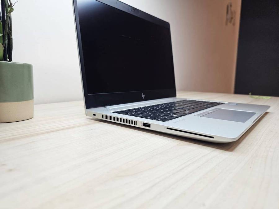 HP EliteBook 840 G6  8th Gen i5-8265U@1.8GHz, 8GB RAM, 256GB SSD FHD Display LTE