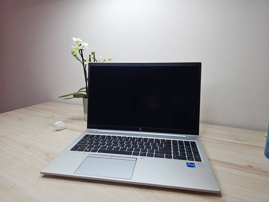 Hp Elitebook 850 G8 I5  11th Gen Fhd Display  Lte  8gb ram 256gb ssd
