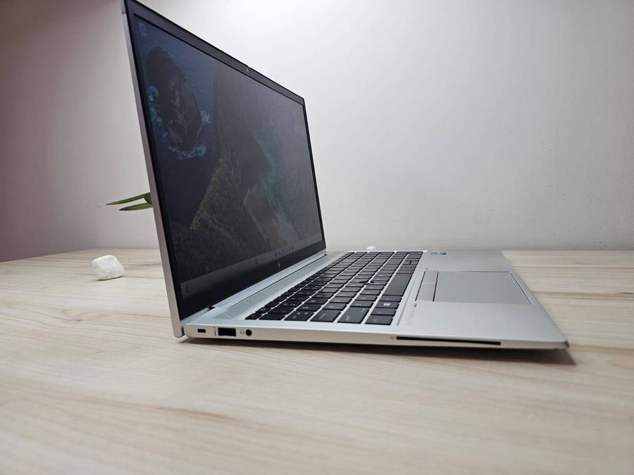 Hp Elitebook 850 G8 I5  11th Gen Fhd Display  Lte  8gb ram 256gb ssd