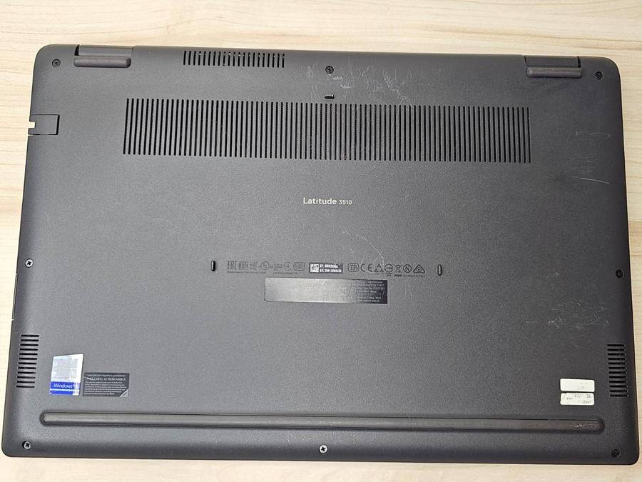 Dell Latitude 3510, 10th Gen i5-10210U, 8GB RAM. 256GB NVMe SSD, 15.6` FHD Display