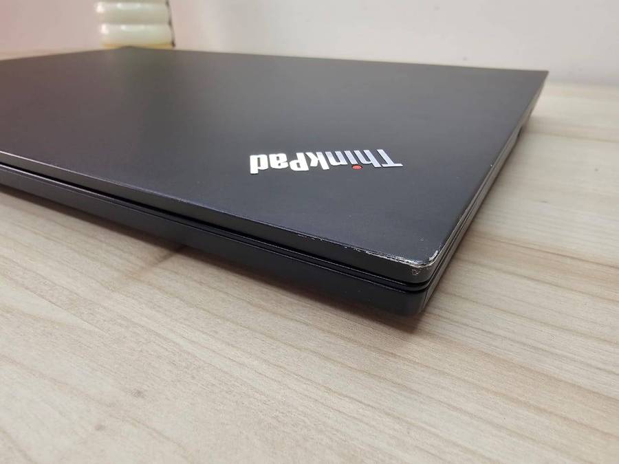 Lenovo E15 i5 10th gen 8gb ram 256gb ssd