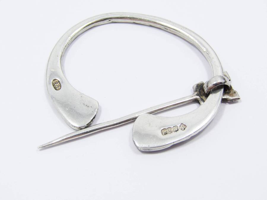 Vintage Robert Allison (IONA) Scottish Silver Brooch
