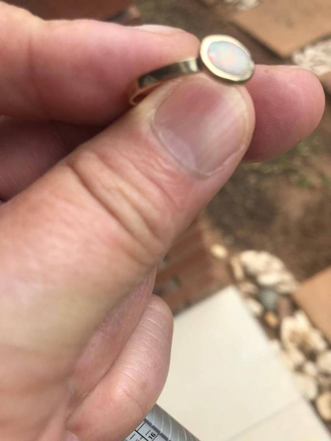 9ct Gold Coober Pedy Opal Ring 0.6ct | 1.3g | Australian Natural Gemstone