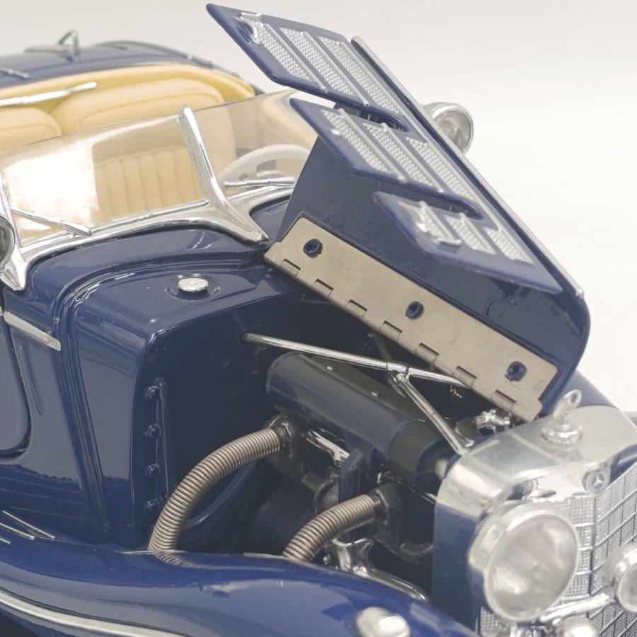 Maisto 1936 Mercedes-Benz 500 K Special Roadster die-cast model car - scale 1/18