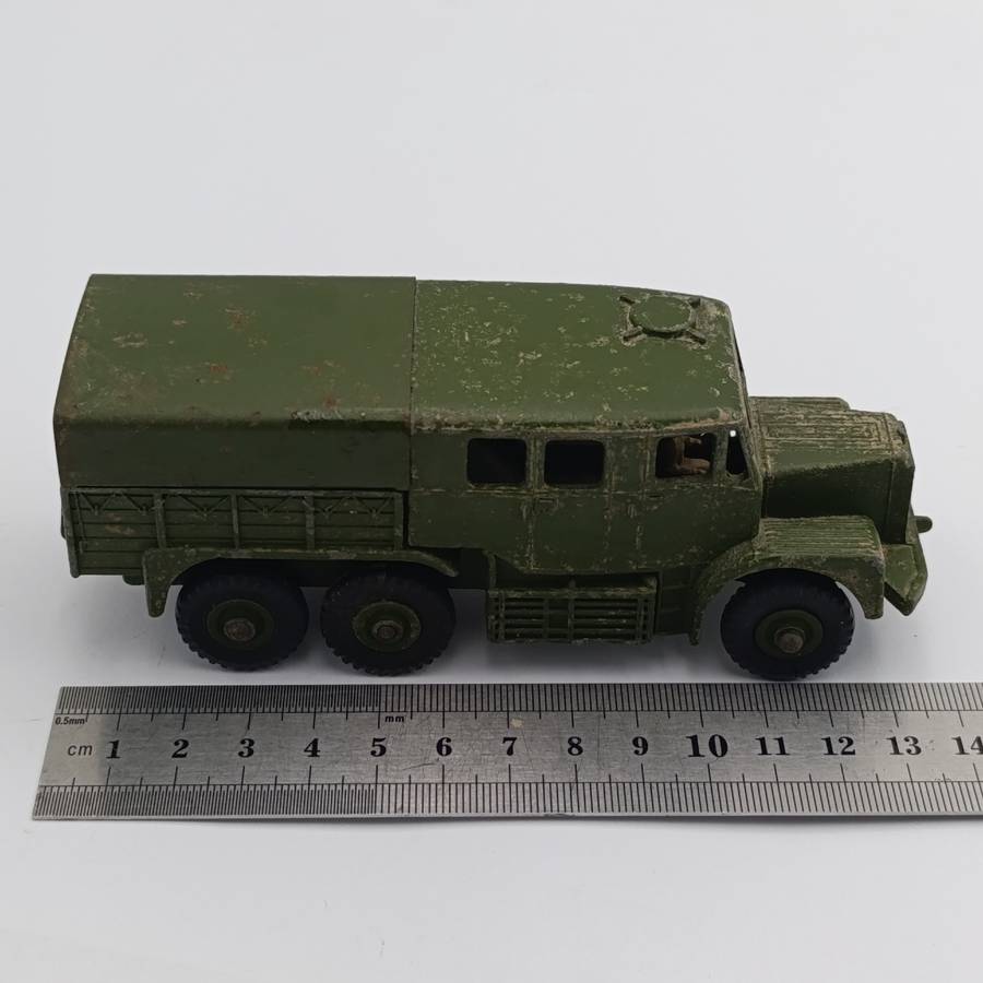 Meccano Dinky SuperToys #689 Medium Artillery tractor truck
