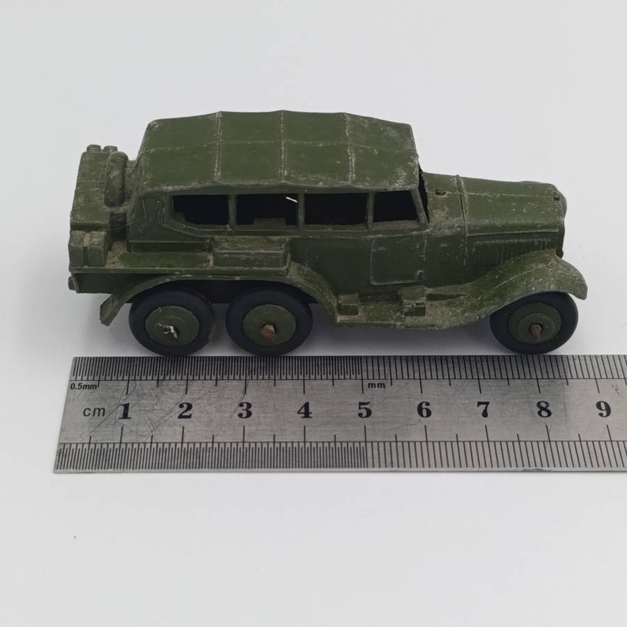 Meccano Dinky Toys #152B six wheeled Reconnaissance car