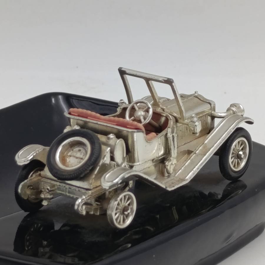 Lesley Matchbox Models of Yesteryear model car sweets bowl