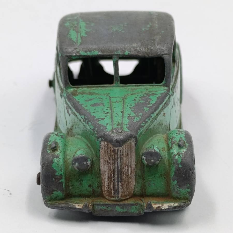 Meccano Dinky Toys #40A Riley toy car - missing tyres