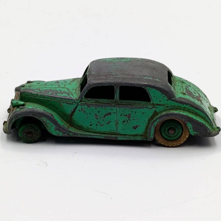 Meccano Dinky Toys #40A Riley toy car - missing tyres