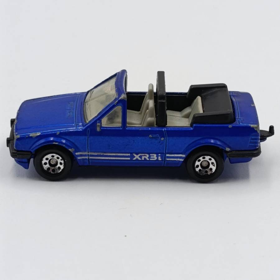 Vintage Matchbox Ford Escort cabriolet die-cast toy car