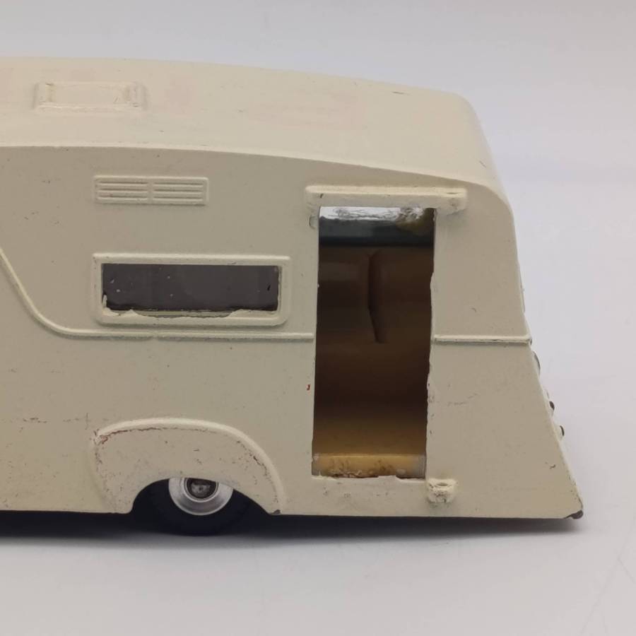 Meccano Dinky Toys #188 Four-Berth Caravan die-cast model