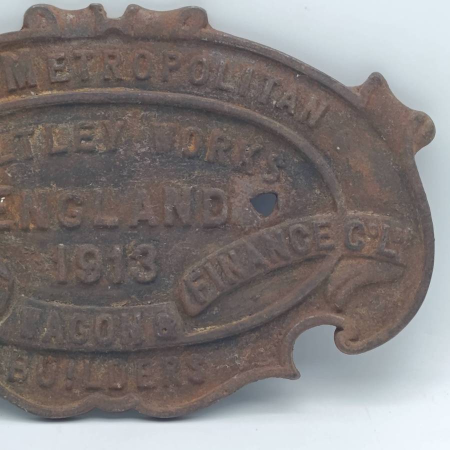 Antique 1913 The Metropolitan Carriage wagon builders cast iron plate