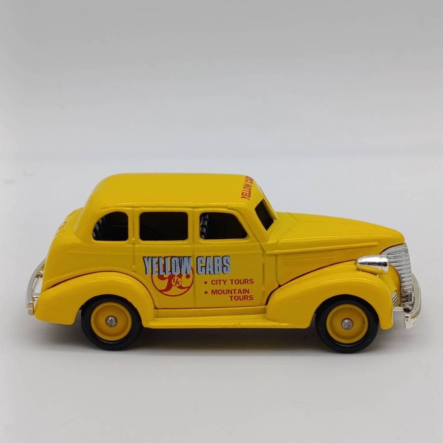 Lledo 1939 Chevrolet Yellow Cabs die-cast model car in box