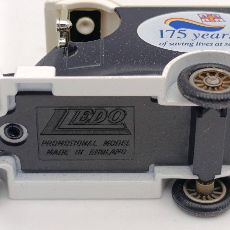Lledo 1926 Morris Bull nose Lifeboat 175 Years die-cast model car in box