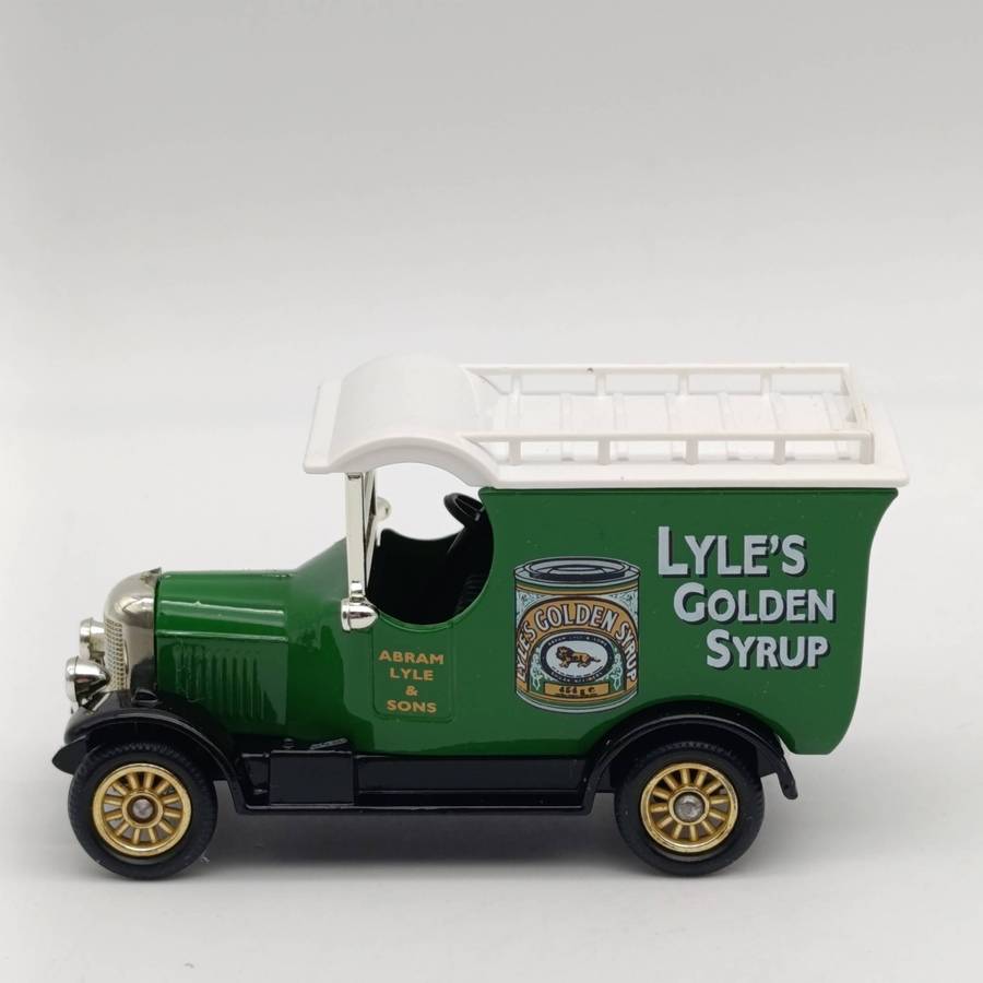 Lledo 1926 Morris Bull Nose Lyle's Golden Syrup delivery van model car in box