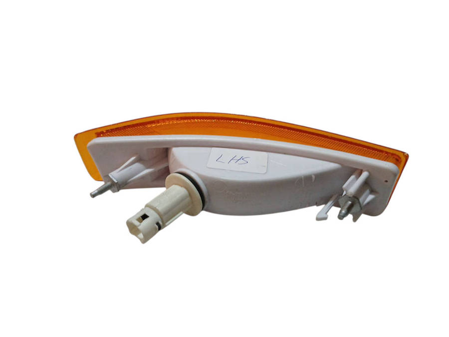 Toyota Corolla 1987-92 LHS Bumper Indicator Square Corners