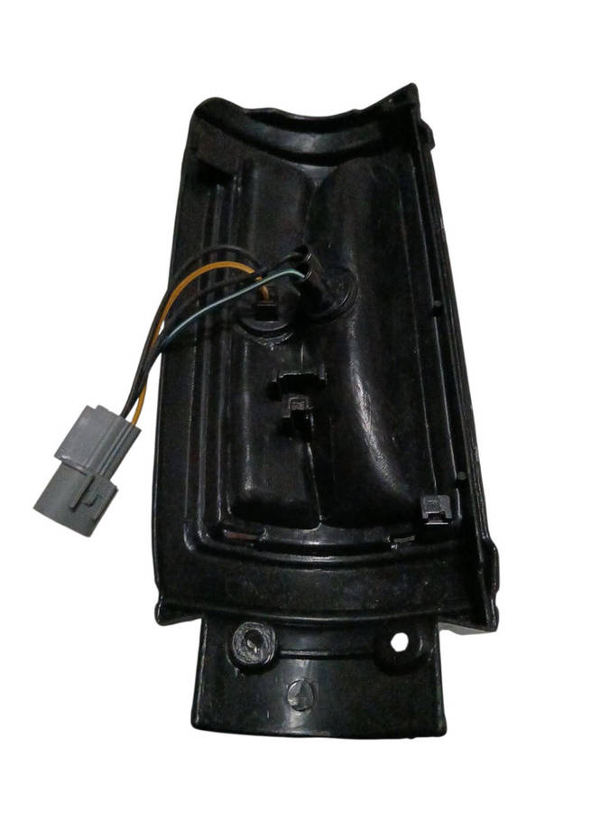 Mitsubishi L200 LHS Corner Lamp