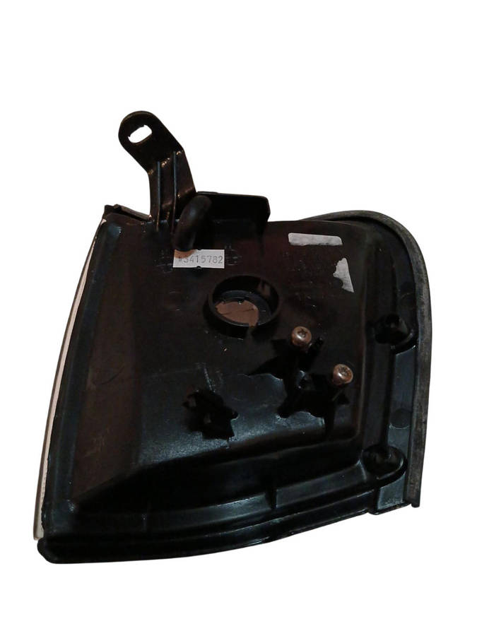 Isuzu Bakkie KB250/280 RHS Crystal Corner Lamp