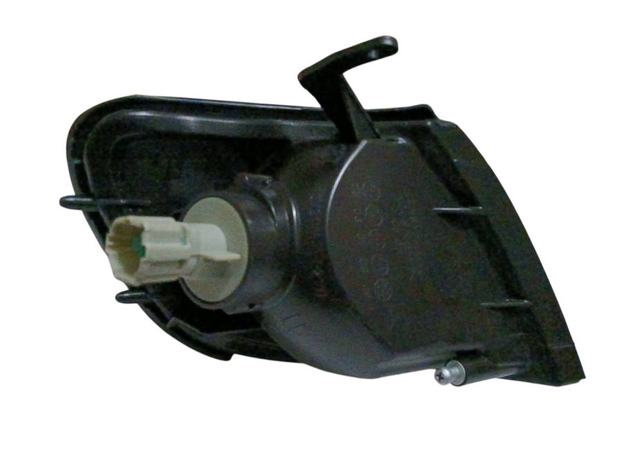 Nissan sentra MK4 facelift LHS Corner Lamp