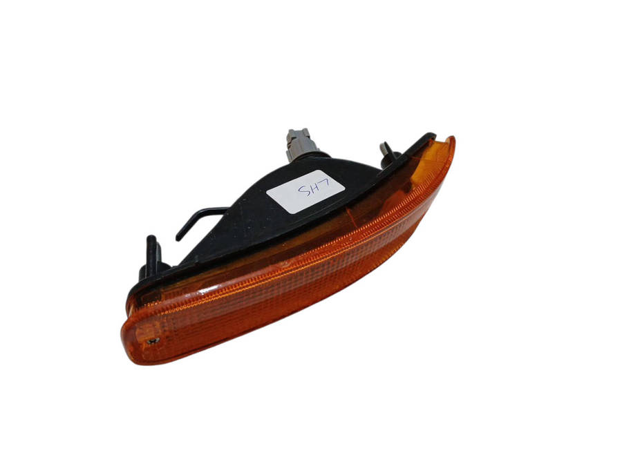 Toyota Corolla 1987-92 LHS Bumper Indicator Rounded Corners