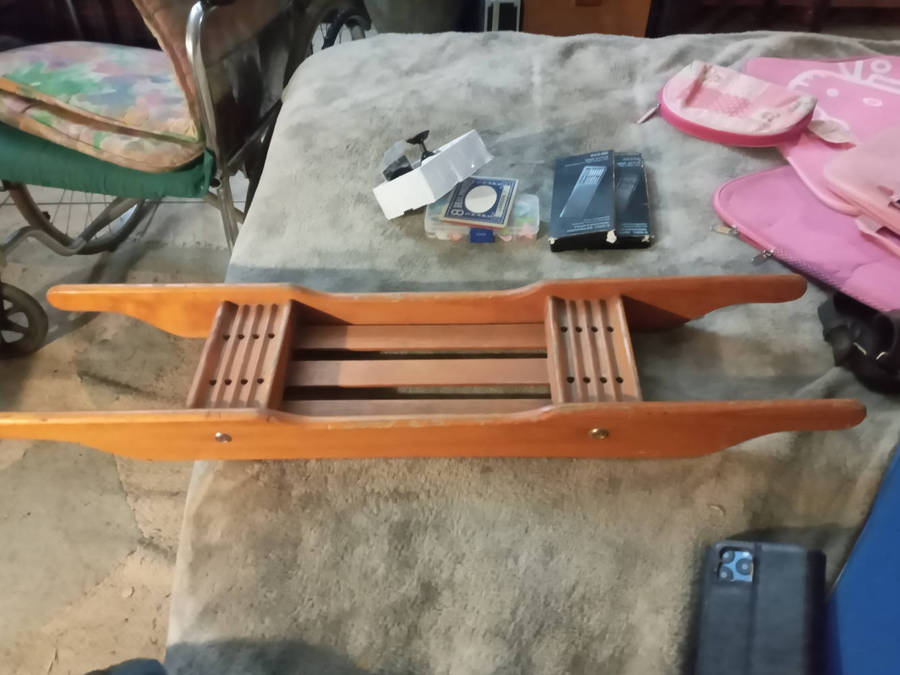 Wooden bath cradle tray