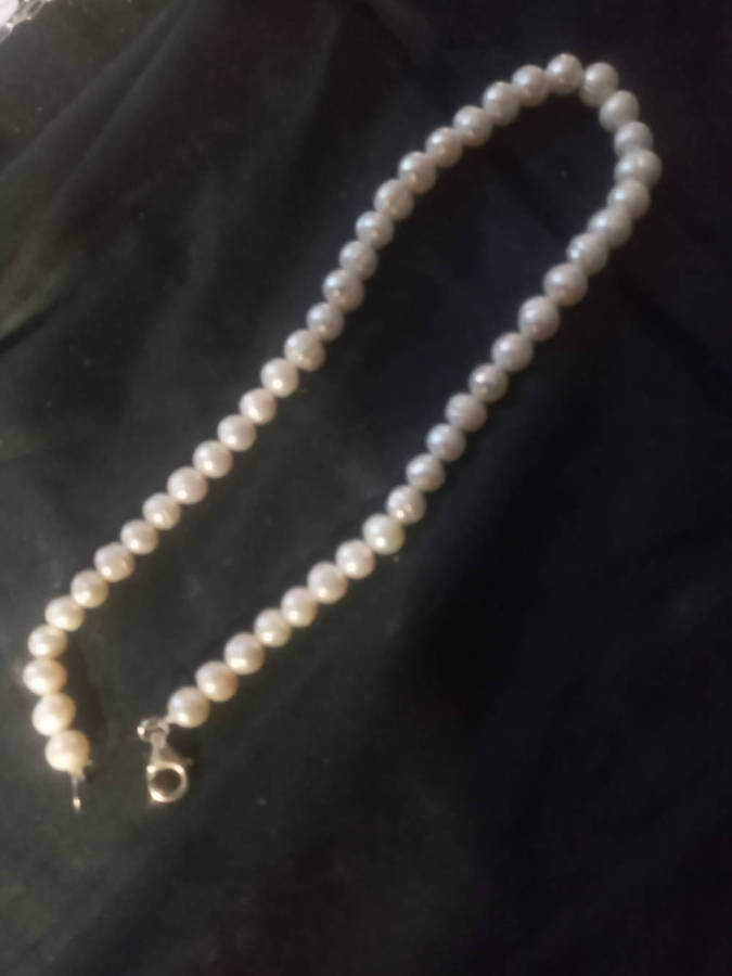 String pearls sterling silver clasp 35cm