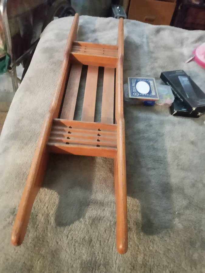 Wooden bath cradle tray