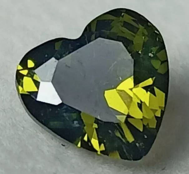 1.00 Ct 6mm Green Heart Shape Sapphire
