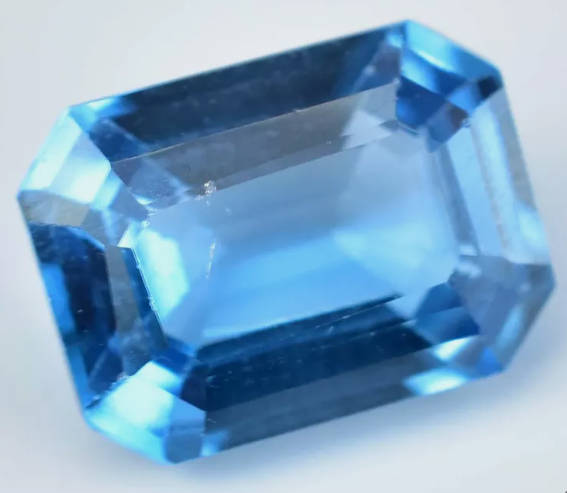 AGL Certified. Flawless Natural Ceylon Blue Spinel 3.00Cts. Emerald Cut. Stunning Stone
