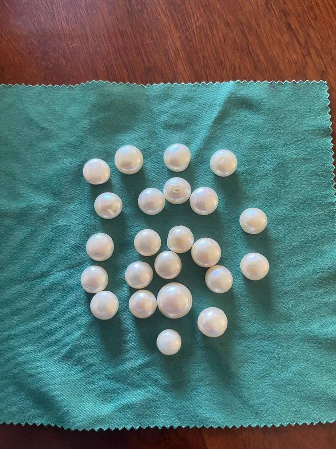Natural south sea pearls with R20000 valuation
