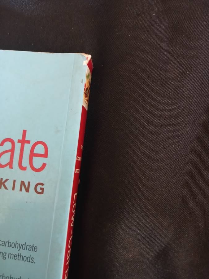 The Complete Book of Low-Carbohydrate Cooking - Elaine Gardner