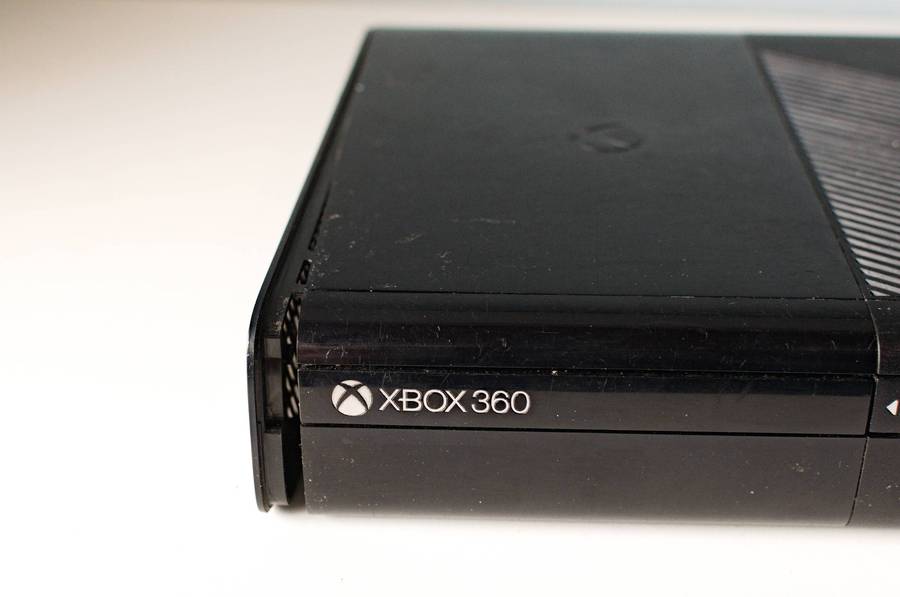Xbox 360 S Console and Hard Drive only