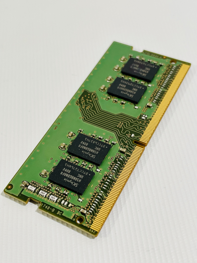 8GB SK hynix 1Rx8 PC4-2400T DDR4 Laptop RAM
