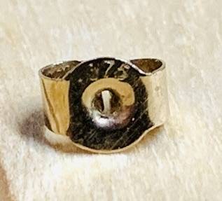 2 x Solid Gold Earrings Studs with Butterflies - 9 carat / 375 (0.26g)