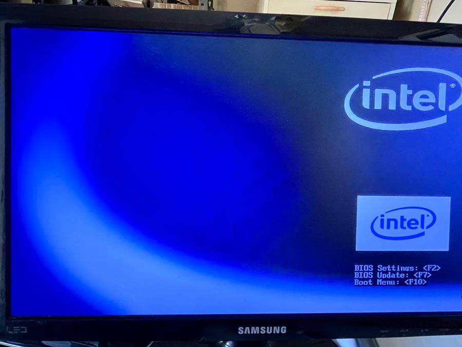 PC Desktop - Intel i5-2500 CPU - 4GB DDR Ram - HDMI / DVI  - NO Hard Drive