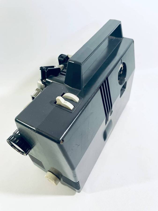 Vintage Bauer T3 Super 8mm Projector  Classic German Engineering