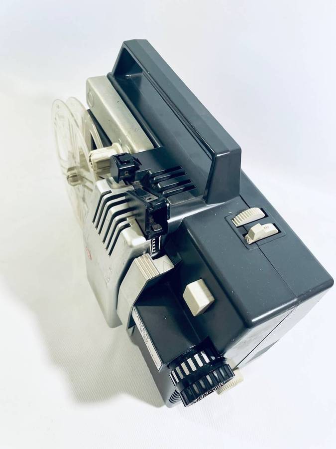 Vintage Bauer T3 Super 8mm Projector  Classic German Engineering