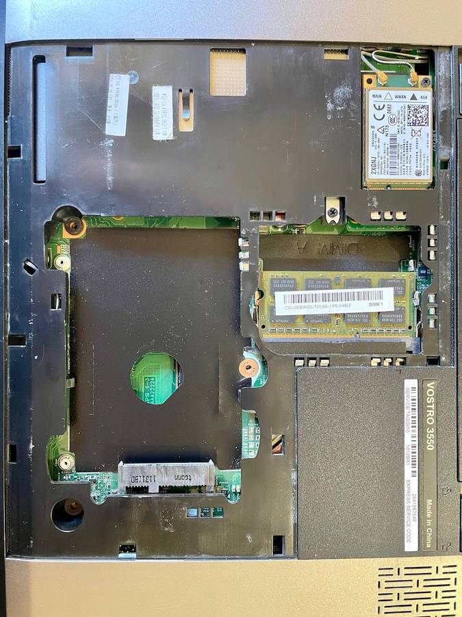 Dell Vostro 3550 Laptop  Intel Core i5 - No HDD or Charger