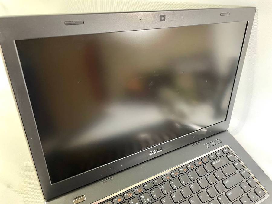 Dell Vostro 3550 Laptop  Intel Core i5 - No HDD or Charger
