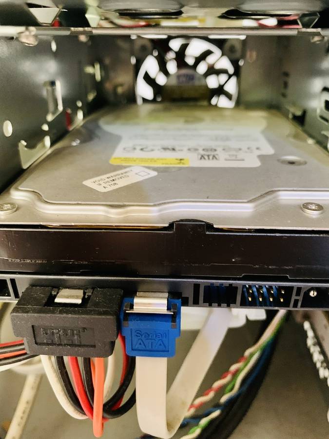 Fujitsu Desktop PC Tower - Nvidea GeForce 210 1GB, Intel Core Duo 1.80GHz, Windows Vista