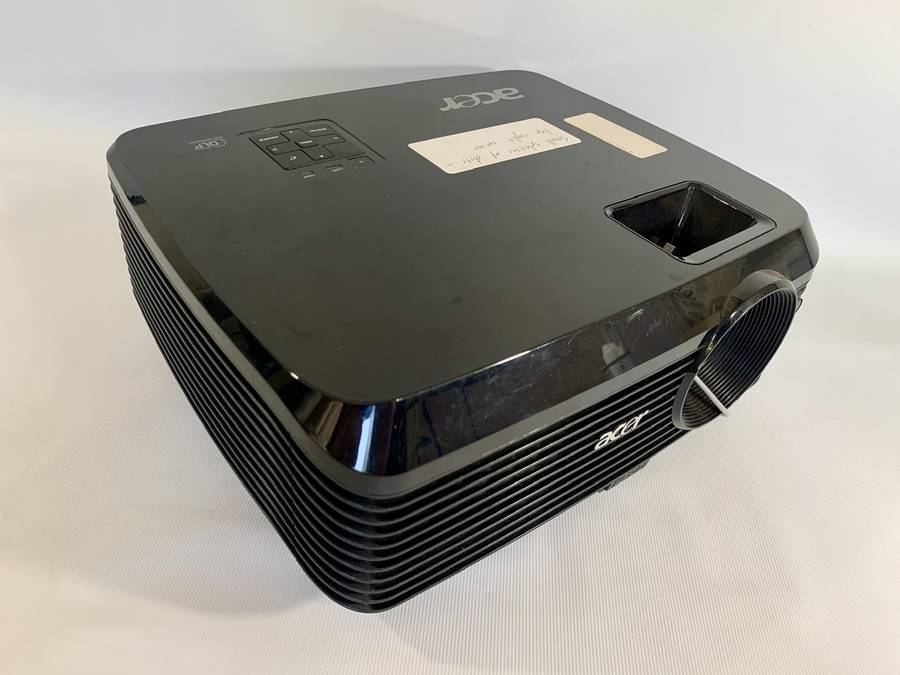 Acer X1130K DLP Projector (read description)