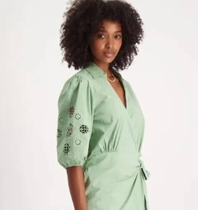 Beautiful Hilton Weiner Ladies Wrap Dress !