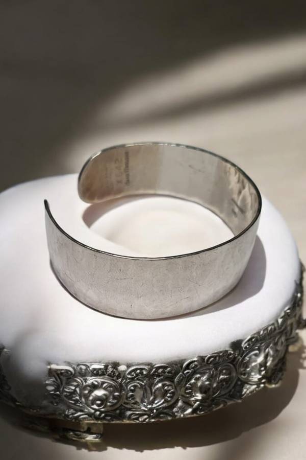 Antique Read & Borton +/- 1930 Sterling Silver hand Wrought Bangle