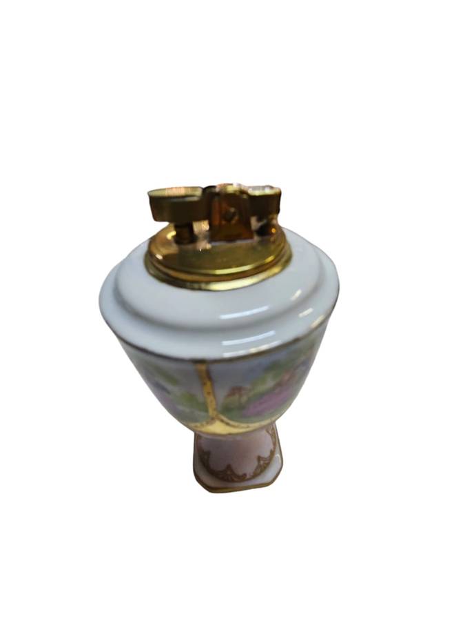 Limoges style table lighter