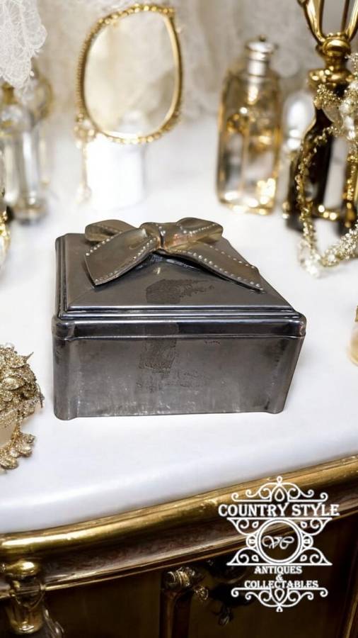 Metal Ring/Trinket Box